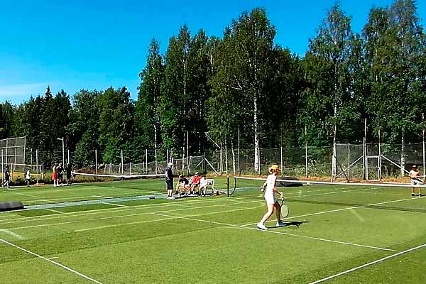 tennistä outokumpu